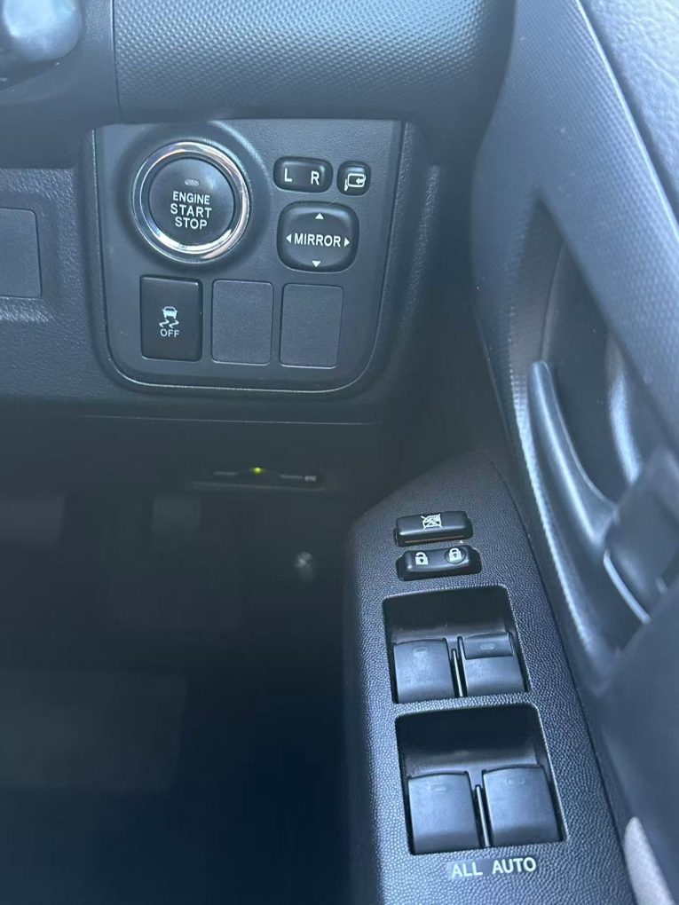 2012 TOYOTA WISH “Perfect Condition”