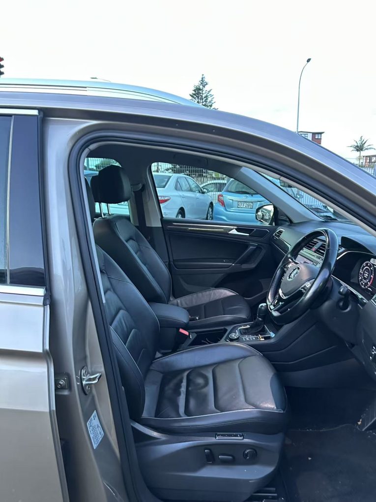 2017 Volkswagen Tiguan “Perfect Condition”