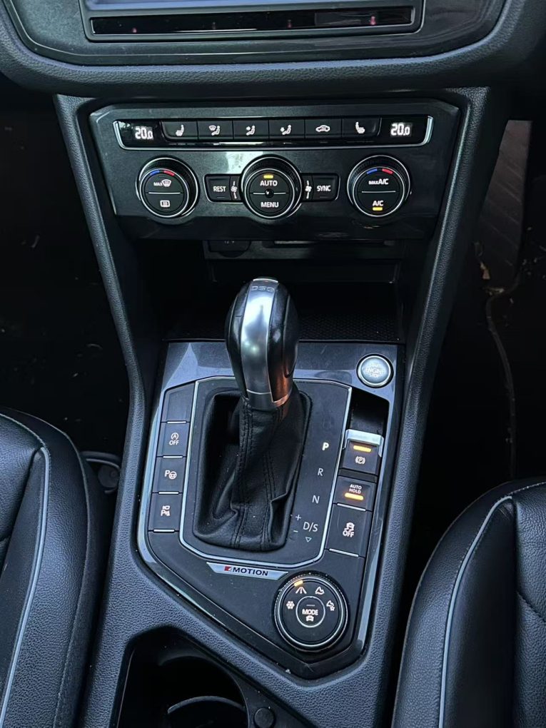 2017 Volkswagen Tiguan “Perfect Condition”