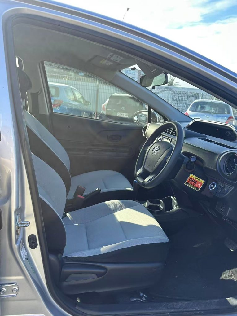 2015 TOYOTA AQUA “Perfect Condition”