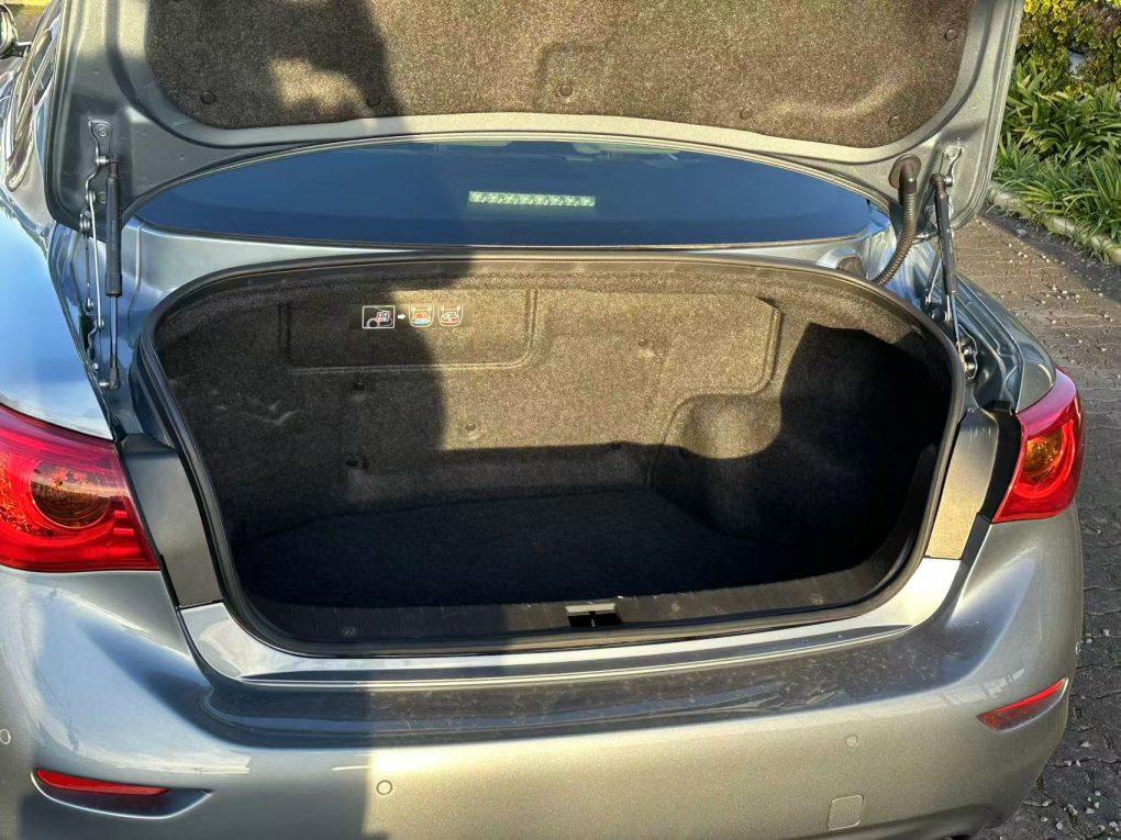 2016 NISSAN SKYLINE”Perfect Condition”