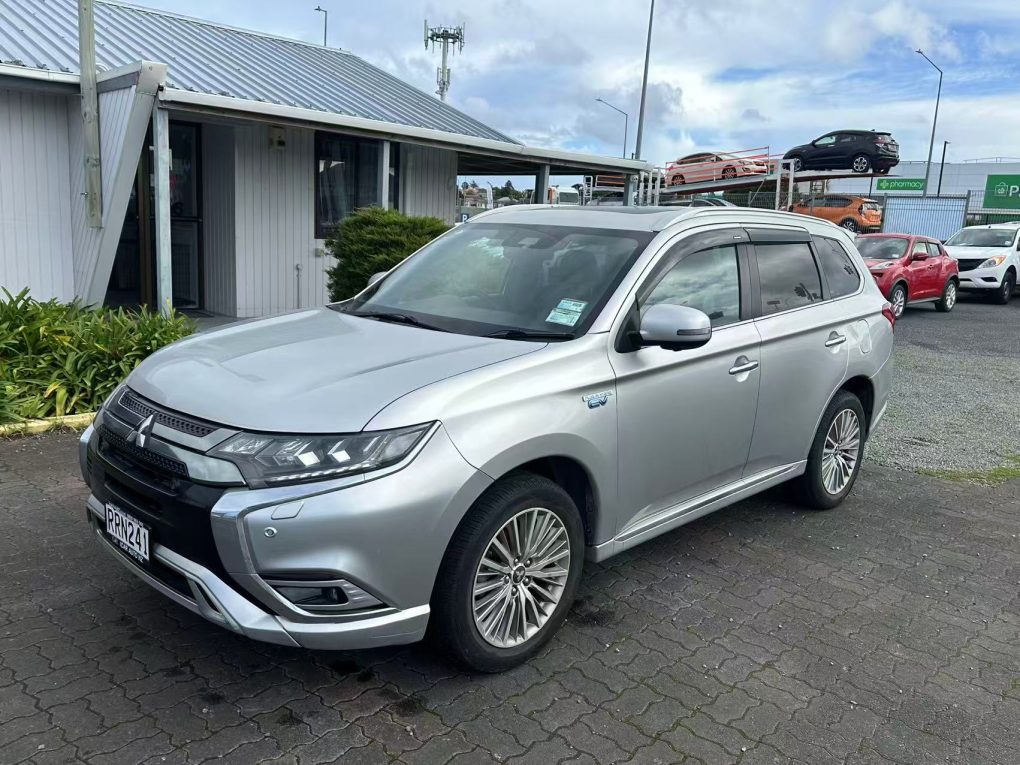 2020 MITSUBISHI OUTLANDER